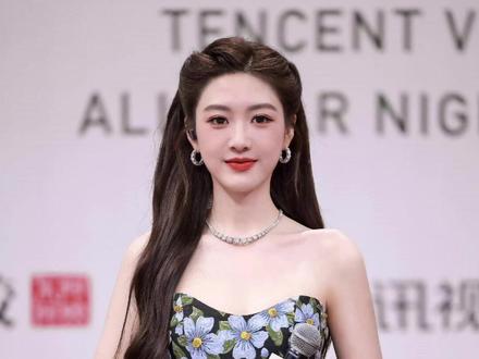 孙乐言星光大赏杀疯了!颜值业务双在线太绝 #孙乐言 #星光大赏 #绝美