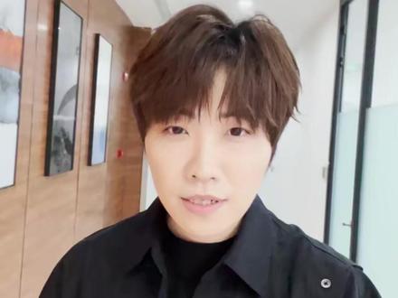 徐良的歌可是我们一整个青春啊#徐良 #幕后 #演唱会 #创作 #音乐人