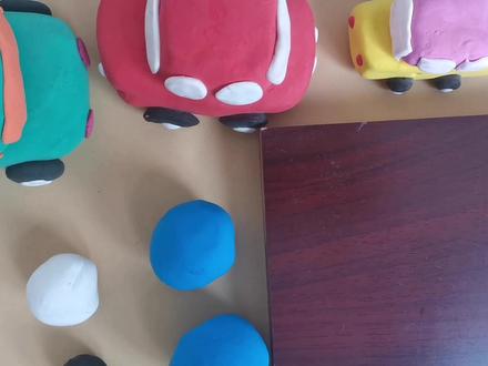 小汽车是孩子们最喜欢的玩具,也是现在最主要的交通工具#创意手工小汽车 #手工彩泥,小汽车#一学就会系列#手工diy汽车# 粘土手工教程