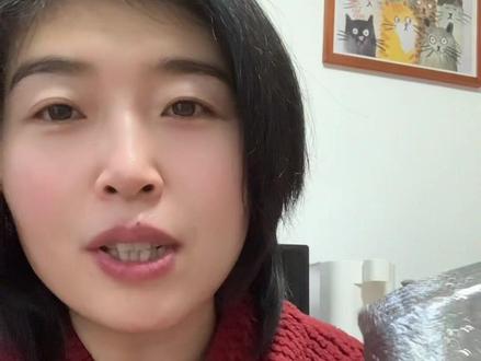 用外卖的隔热膜做鞋垫保暖,这位大哥是高手啊!