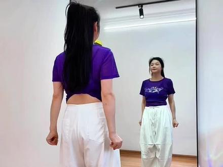0.9倍速《逆行人潮》 #完整版 逆行人潮#慢动作 #广场舞 #零基础学舞蹈 #一学就会系列