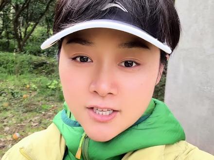 92年川妹子返乡创业, 告别镜头里的风景,放弃5年旅行自媒体,回到农村老家养鸡啦#返乡创业新农人 #用抖音记录人生 #养鸡 #三农 #农村生活