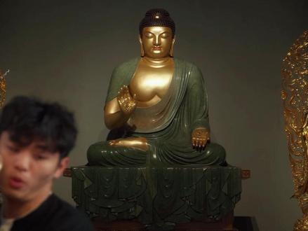 千手观音,细节纤细,生怕不注意碰到了! #京铜 #千手观音 #观音菩萨 #寺庙古建