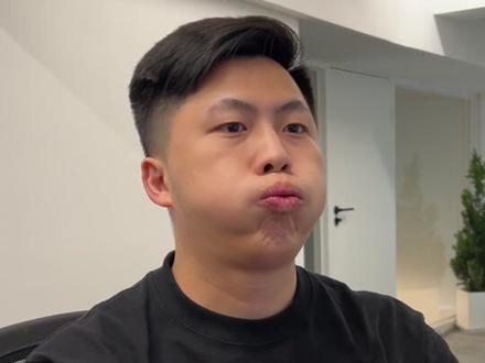 一个非要说 一个非要听