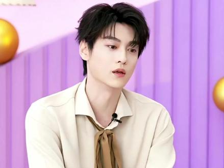 时间不语,但一切都会有答案,让子弹飞一会。柠檬水,永远都在🙋🏻♀️🍋⚡💛✨#向全世界安利 #田栩宁 #韩束直播 #让子弹飞一会 #时间不语却回答了所有问题