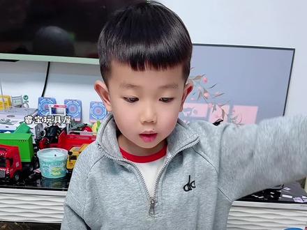 过年就给孩子安排一套儿童不伤手能切菜的厨房套装玩具吧,既锻炼了动手能力又提高了生活技能 #儿童不伤手刀具 #厨房玩具 #儿童玩具