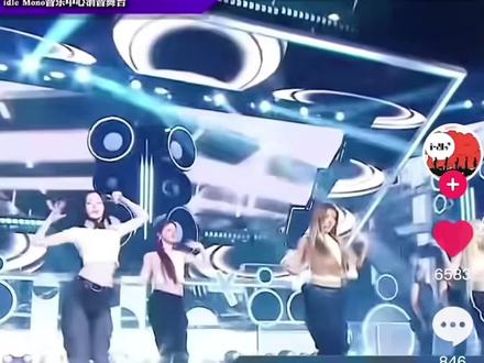 可是为什么男伴舞要抢走舒华的麦呢,这根本不是舒华的声音!我一直很后怕😭#叶舒华 #女性安全 #女权