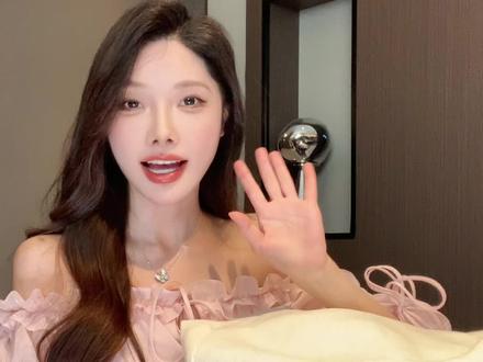 🥂贵贵新年穿搭I气质美女氛围 保暖不露腿~ #时髦精look被我轻松拿捏 #早春穿搭