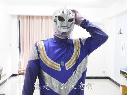 奥特曼掉进时空裂缝被石化,小小变锤子能解救吗? #手作 #魔仙手作夏小小