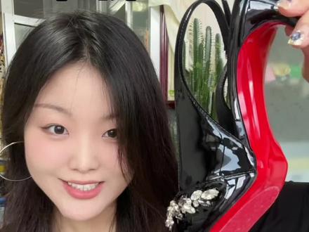 谁说39码大脚女孩没有合适的高跟鞋穿?!这几双都美爆了好吗!#宝藏鞋子 #大码高跟鞋 #大码女鞋 #加宽加大女鞋