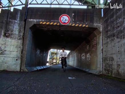 AI短片《鸽羽》解读(上) 当coke成为了岩井俊二镜头下的忧郁少年#coke #鸽羽 #小兰花 #电影解说