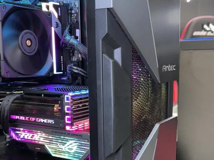 勤俭持家的ROG半家桶,不过我感觉有点画蛇添足了!#ROG #持家之道 #DIY电脑 #电脑组装