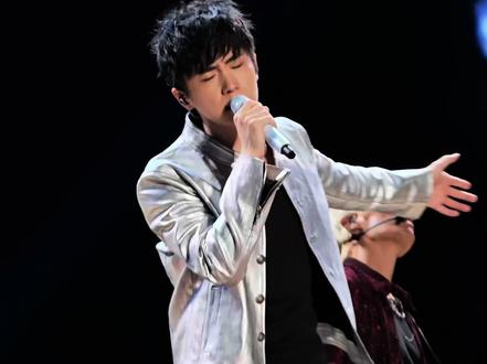 曹杨 连名带姓南宁Day1 也是喷上水柱了#周杰伦演唱会 #曹杨 #曹杨新歌在周杰伦演唱会首唱 #连名带姓