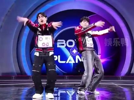 正主下场“辟谣”了,大家以后不要再说雾都雾里哥和七个八哥了,叫他们“魔都屋里哥”和“求打瓜哥”(狗头)#专治不开心 #boysplanet