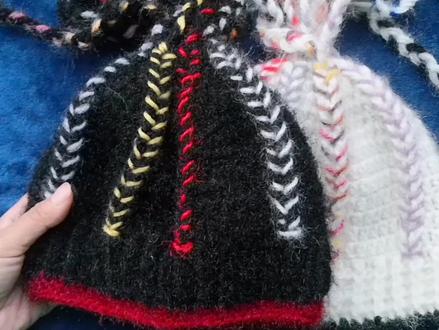 钩针脏辫帽,优雅和酷帅的结合体,喜欢就一起钩一个吧。