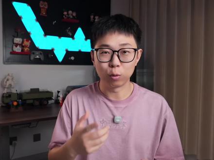 理想L9这次不仅仅是升级了配置,更重要的是联手宁德时代把电池磨了三年。充电快、寿命长、冬天动力还不打折,这种看不见的底层技术,你觉得它能卖爆吗?#全新理想L9Livis上市 #全新一代理想L9 #宁德时代