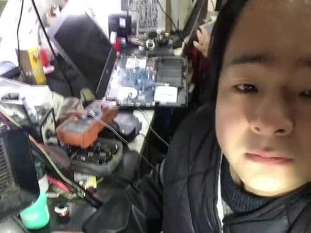 华硕笔记本电脑飞行堡垒来时加电屏幕不显示,检测显卡供电烧坏了,维修后电脑问题完美解决