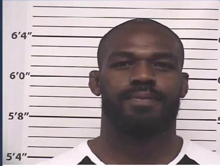 骨头琼斯再次被捕 这次怕是金腰带会被剥夺!