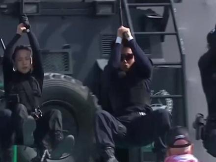 在赛场上没有性别之分,只有使命必达!中国特警女队在国际赛场绽放“她力量”