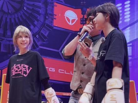 奶露拳vs小程拳 #奶露拖勇闯八角笼 #不吃奶露拖 #我是小程同学 #天宫拳击赛 #文艺复兴