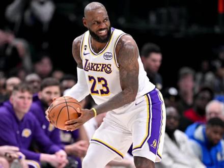 如果詹姆斯拒绝退役,哪支球队最有可能成为他的下一个归宿? #詹姆斯 #湖人 #骑士 #勇士