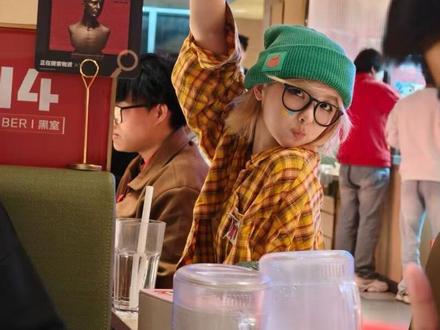 “爱本质无异,是因为人多得拥挤”——「唯一」。 欢迎收看菇帮之广州寻老大#香菇终结者 #广州 #广州无畏契约