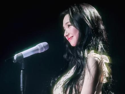 柳智敏−爱你但说不出口-4K侧面纯享版
怎么会有如此好的女子歌词字幕都是自己手写的😭(我的位置拍不到)#柳智敏 #Karina #刘知珉 #aespa