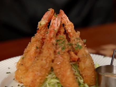 万物皆可天妇罗,今天跟大家分享一道天妇罗炸虾,口感鲜香酥脆,搭配自己喜欢的酱汁,简直太哇塞了!#立春咬一口春天 #跟着抖音学做菜