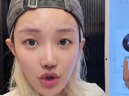 狼人杀入门黑话总结:
金水:预言家查验到好人牌
银水:女巫救了被刀的人
匪:发言像狼
前置位:发言比该位置的人靠前的人
后置位:发言比该位置的人靠后的人
闭口杀:给前置位发狼人牌
开口杀:给后置位发狼人牌
#狼人杀 #狼人杀直播 #平顶山朱珠 #金哥狼人杀 #狼人杀入门 @平顶山朱珠 @金哥爱吃肉🥩