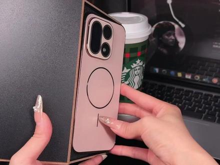 高级磨砂磁吸背板手机壳,磁吸圈设计支架秒吸附,安装拆卸不伤机 喜欢磨砂散热磁吸壳的,真的可以尝试一下~#一加15 #磁吸手机壳 #一加手机壳 #数码潮电头号玩家 #年度最爱数码好物盘点