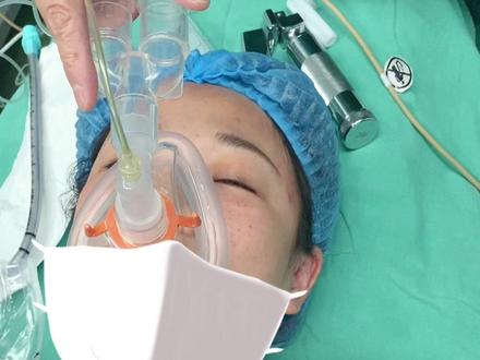 神秘小姐姐也要来挑战几秒入睡?#麻醉 #手术室日常 @抖音上热门