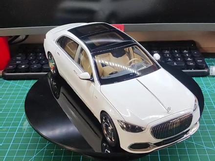 #收藏 #模型 #汽车模型 #奔驰 似真1:18奔驰S680