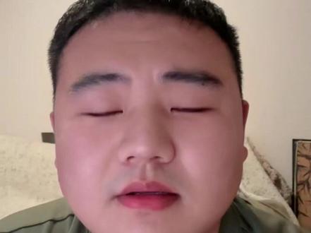 没洗头 没备稿 梦到什么说什么,练练口条子,谈谈责任这一块,下次备稿,今天看电影哭了101次。
#阿嫲的情书