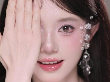 好久没看到过这么好看的粉瞳了 #sweetcolor雪国樱 #不乱转的高光美瞳 #粉瞳