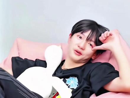 坚韧率真的你值得被一切美好事物包围 #穆祉丞#恩仔#tf家族三代#橹穆