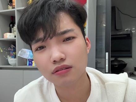 快手到底怎么了?这下真的要进场了。