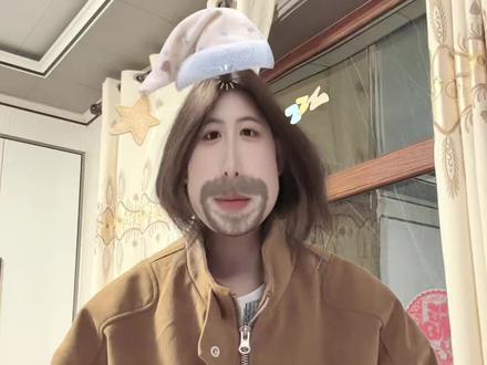 月儿在手中开怀大笑#桃花笑手势舞 #手势变装 #宅家舞蹈打卡