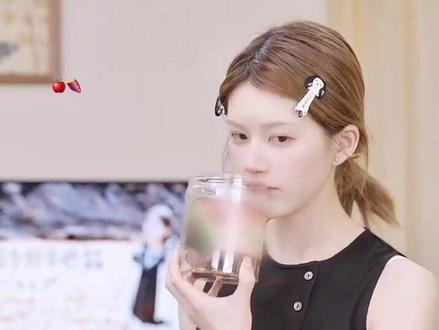 认真工作🍠🤔的女人最美丽 #赵露思 #助农