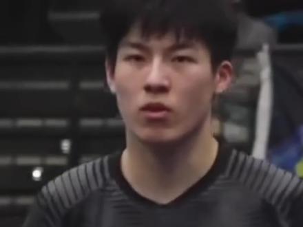 新生代锋芒毕露,温瑞博欧冠逆转樊振东!#温瑞博#樊振东