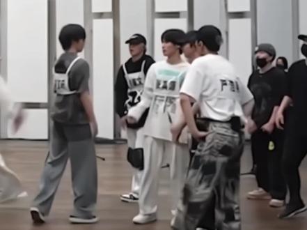 这段联排也相当炸裂#张真源 #张真源live之神