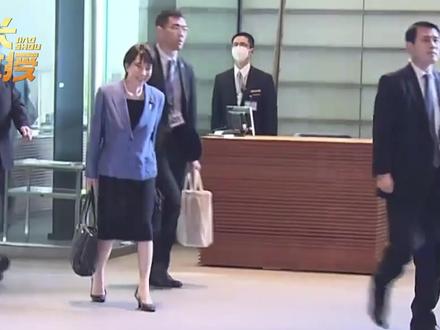 高市早苗终于说了对不起?她对华态度转变,和一个人分不开关系