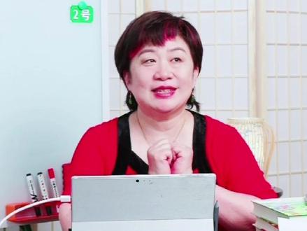 两分钟带你读懂,令人神往的《敕勒歌》!#中华好诗词 #草原 #涨知识 #每天一首古诗词 #申怡 #申怡读书