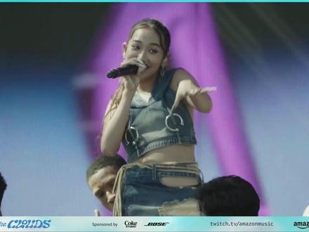 𝚈𝚘𝚞 𝚘𝚗𝚕𝚢 𝚌𝚊𝚕𝚕 𝚖𝚎 𝚘𝚗 𝚝𝚑𝚎 𝚠𝚎𝚎𝚔𝚎𝚗𝚍 ☎️
MILLI 在 88rising “Head In The Clouds” 2023云思妙想音乐艺术节 洛杉矶场
#milli #2023HITC云思妙想音乐节洛杉矶站 #2023HITC云思妙想音乐节 #88rising