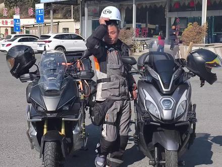 新大洲本田ns150xc和豪爵ufr150高速体验小总结
后面给大家持续分享 这两天从大理到丽江这一段玩耍 有在周边的摩友可以一起骑行#新大洲本田ns150xc#豪爵ufr150#本田150#豪爵150#踏板车 #ufr和xc