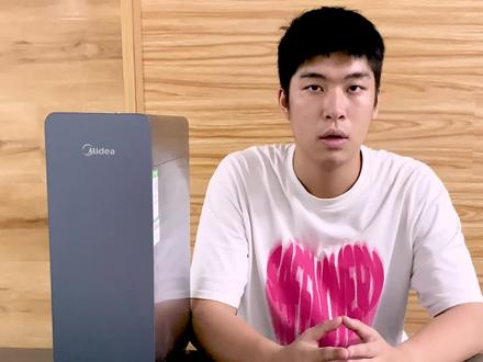 经常有家人问更换滤芯后如何对净水器进行复位,今天就给大家详细解答一下!#净水器劝你只选0阻垢剂 #0添加0阻垢剂0陈水 #美的星河净水器 #星河计划 #遇见更美的厨房