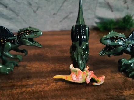 丛林高手第四集:大战棘龙。翠叶真是越来越剽悍了#恐龙 #手办模型 #恐龙玩具 #小恐龙