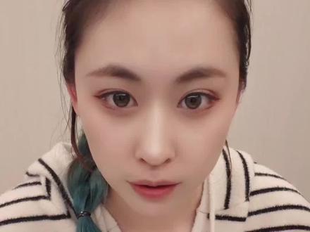 这个紫薯精建议不要断更 上瘾 上头 不看难受#紫薯精 #周小闹 #热门 #日常聊天 #周小闹紫薯精