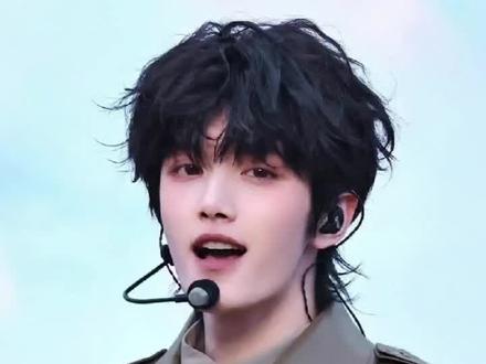 我们约好的下次见是在正确的地方见面 #灵超机场打人 #灵超 #时代峰峻 #马嘉祺 #抵制私生