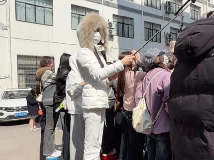 就这个横店追星爽#横店 #追星 #张凌赫 #侯明昊 #田曦薇