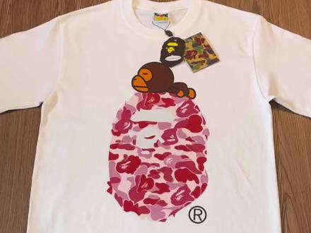 BAPE短袖实物测评
#夏季穿搭 #春季穿搭 #bape #bape短袖